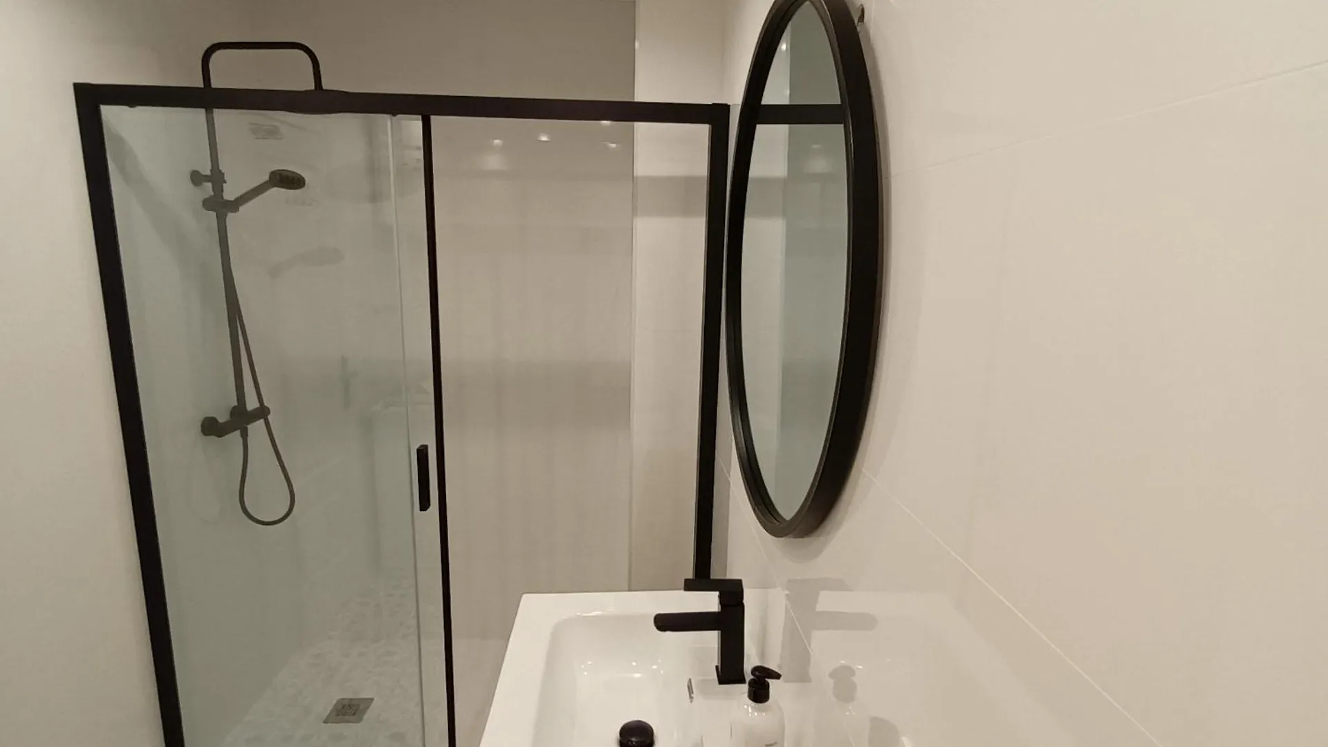 Apartamento Vacacional Cuarteles Málaga 0*,  Spanyolország